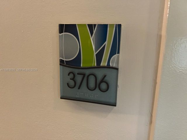 185 SW 7th St 3706, Miami, FL 33130