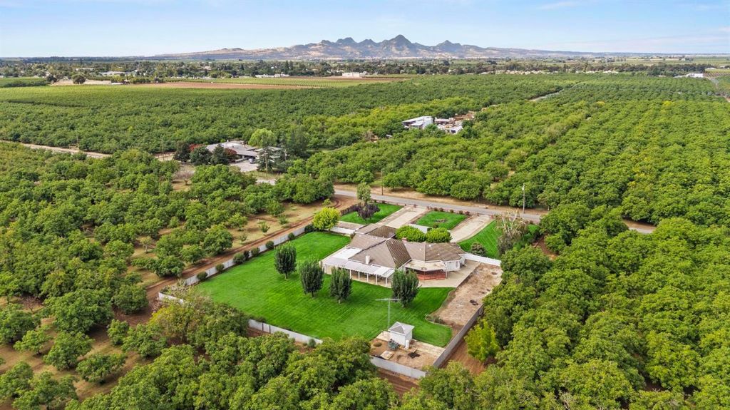 10963 Metteer Rd, Live Oak, CA 95953