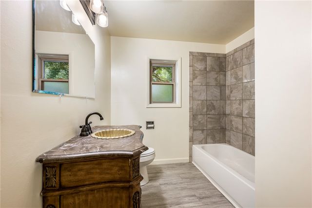 988 Bowen Street, Pea Ridge, AR 72751