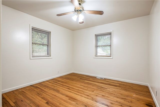 988 Bowen Street, Pea Ridge, AR 72751