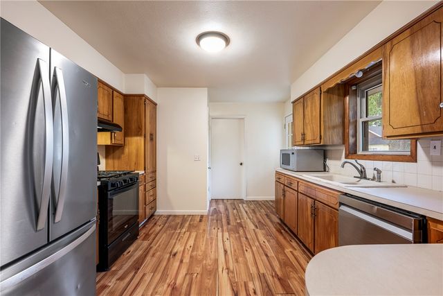 988 Bowen Street, Pea Ridge, AR 72751