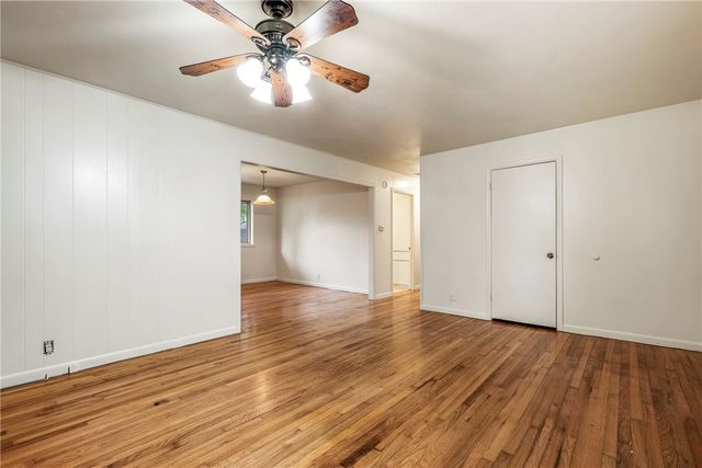 988 Bowen Street, Pea Ridge, AR 72751