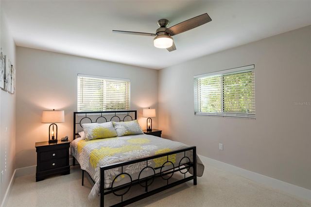 3005 CHASE CIRCLE, Sarasota, FL 34231