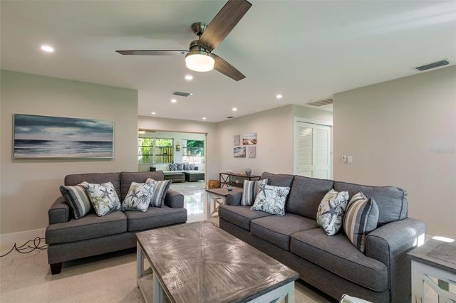 3005 CHASE CIRCLE, Sarasota, FL 34231