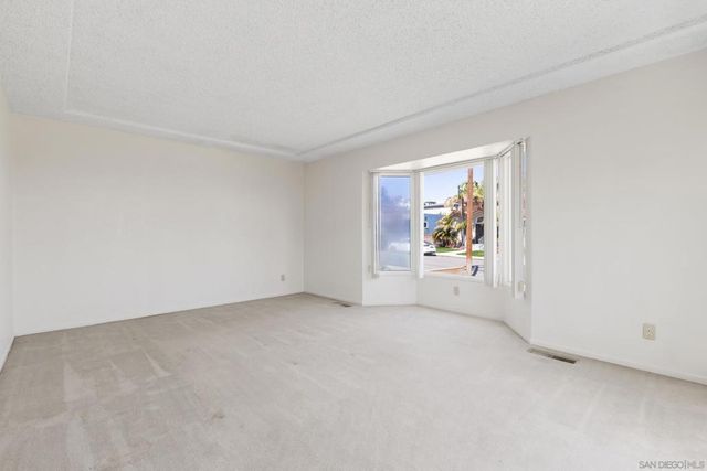 3219 Hugo, San Diego, CA 92106