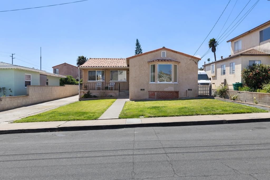 3219 Hugo, San Diego, CA 92106