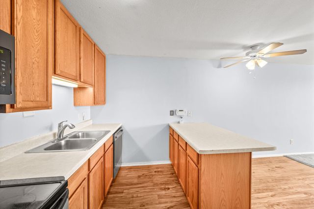 4030 15th Avenue S 12C, Minneapolis, MN 55407