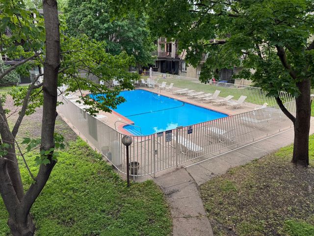 4030 15th Avenue S 12C, Minneapolis, MN 55407