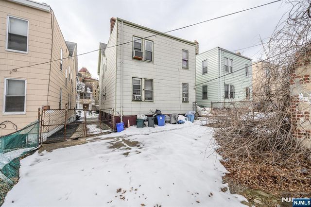 7 Mapes Terrace, Newark, NJ 07112