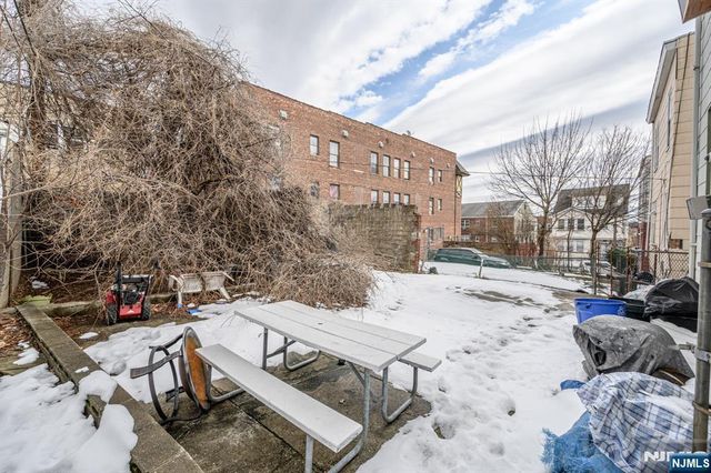 7 Mapes Terrace, Newark, NJ 07112