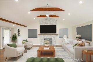 7447 Enfield, Reseda (los Angeles), CA 91335