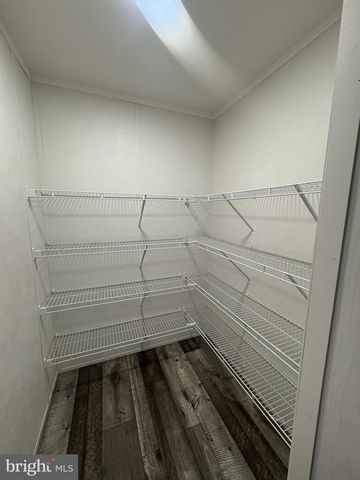 224 CHIPLEY LN, Moorefield, WV 26836