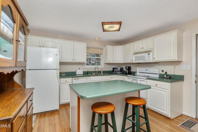 100 E E Street, Erwin, NC 28339