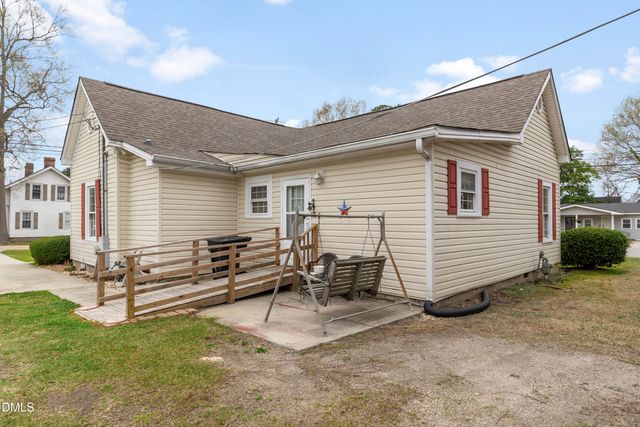 100 E E Street, Erwin, NC 28339