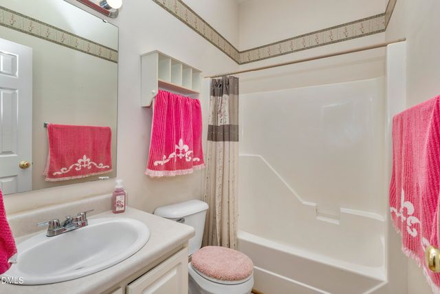 100 E E Street, Erwin, NC 28339