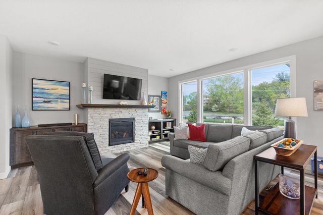 3937 Noah Court NW, Prior Lake, MN 55372