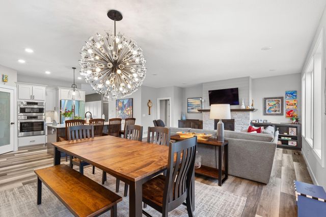 3937 Noah Court NW, Prior Lake, MN 55372