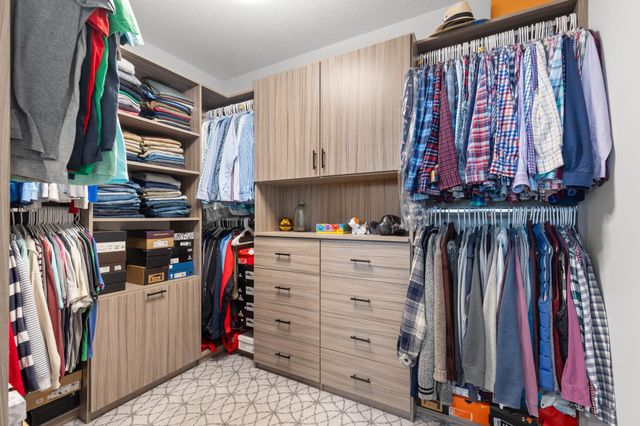 3937 Noah Court NW, Prior Lake, MN 55372