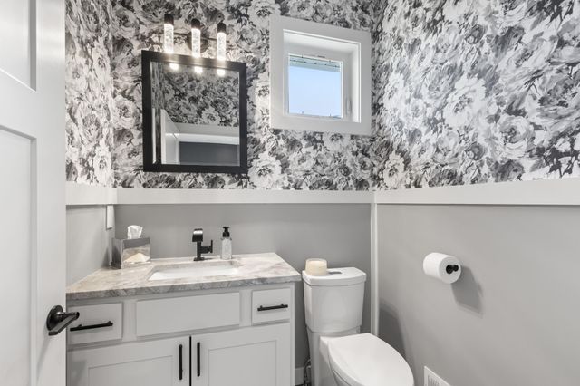 3937 Noah Court NW, Prior Lake, MN 55372