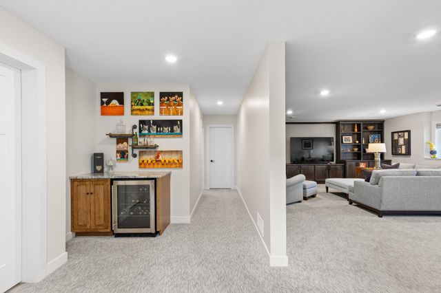 3937 Noah Court NW, Prior Lake, MN 55372