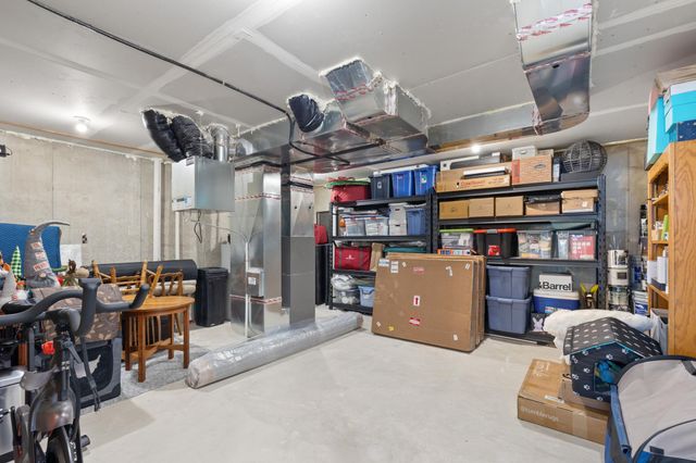 3937 Noah Court NW, Prior Lake, MN 55372