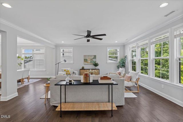332 White Iris Lp, Cary, NC 27519