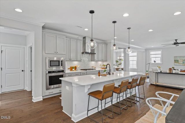 332 White Iris Lp, Cary, NC 27519