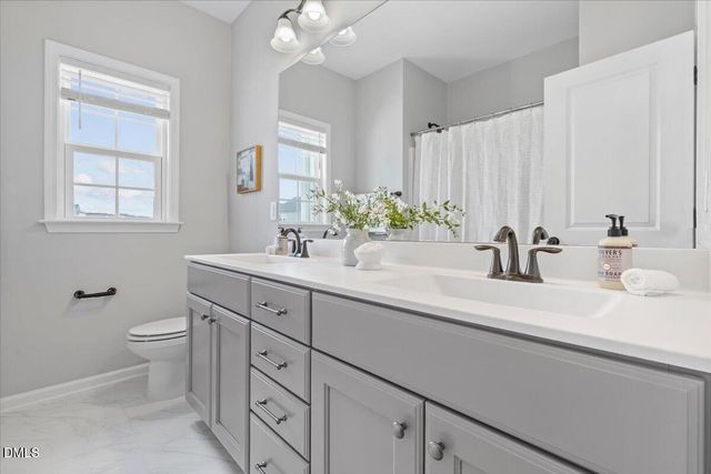 332 White Iris Lp, Cary, NC 27519
