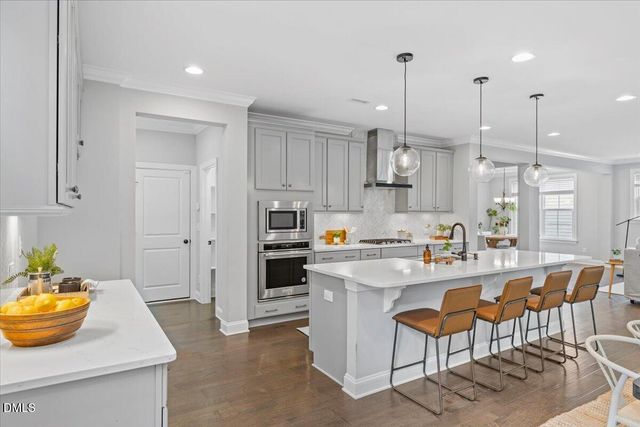 332 White Iris Lp, Cary, NC 27519