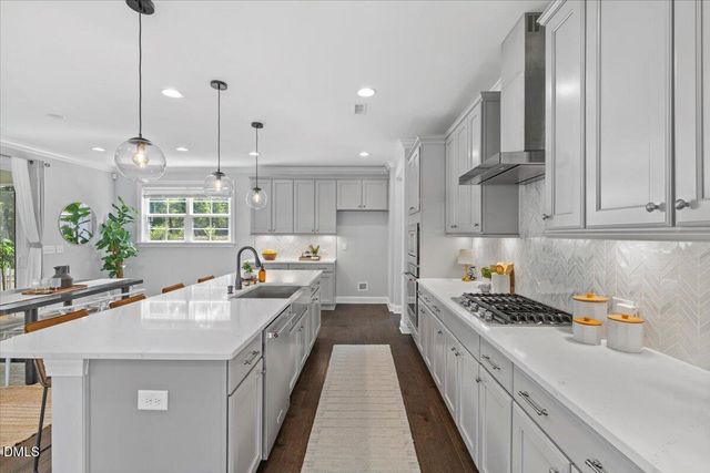 332 White Iris Lp, Cary, NC 27519