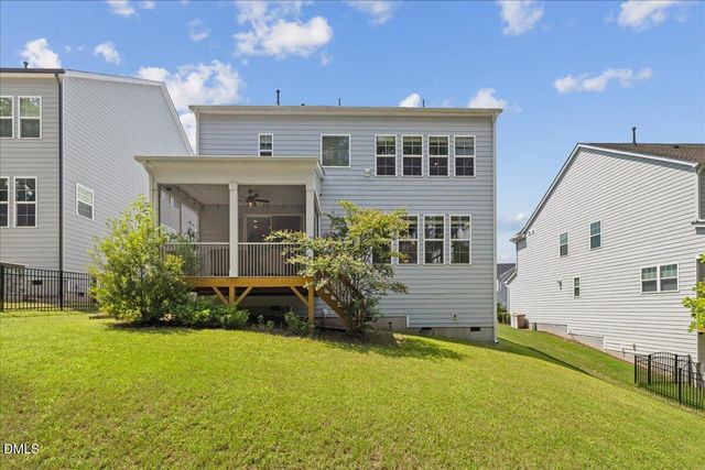 332 White Iris Lp, Cary, NC 27519