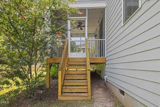 332 White Iris Lp, Cary, NC 27519