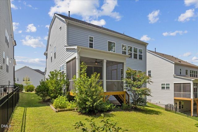 332 White Iris Lp, Cary, NC 27519