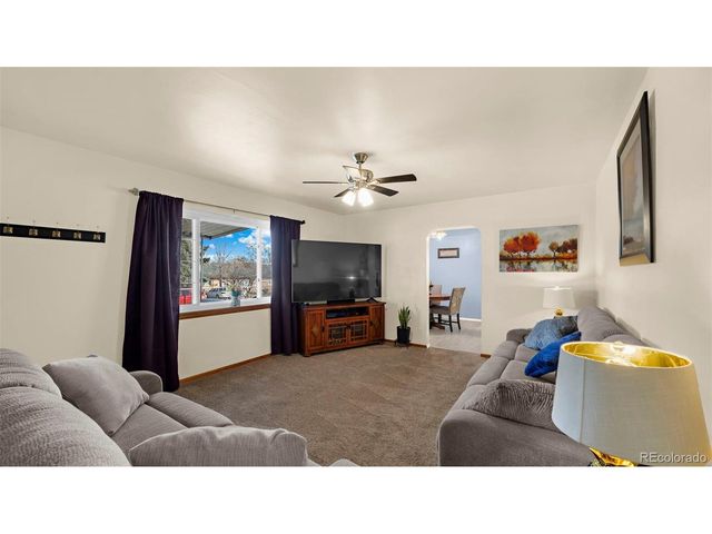 990 Ash Ct, Thornton, CO 80229