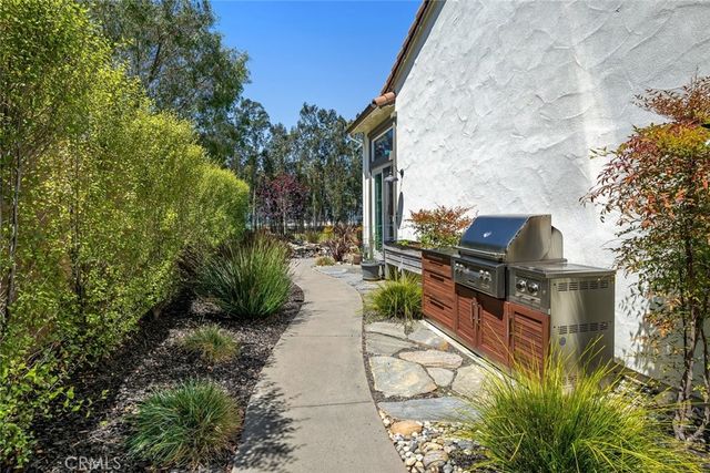1958 Eucalyptus Road, Nipomo, CA 93444