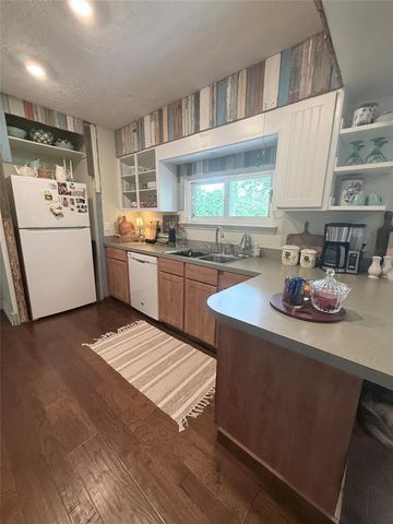 9718 County Road 321, Sweeny, TX 77480