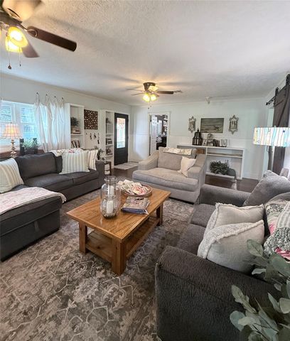 9718 County Road 321, Sweeny, TX 77480