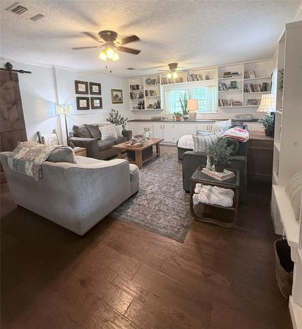 9718 County Road 321, Sweeny, TX 77480
