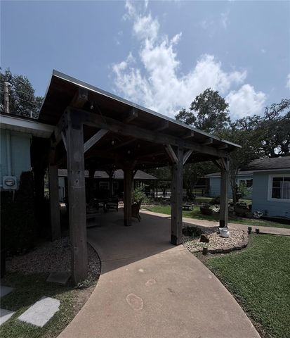 9718 County Road 321, Sweeny, TX 77480