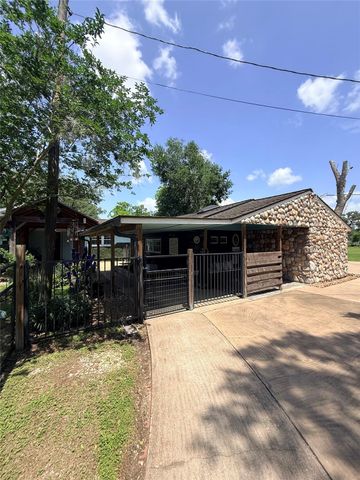 9718 County Road 321, Sweeny, TX 77480