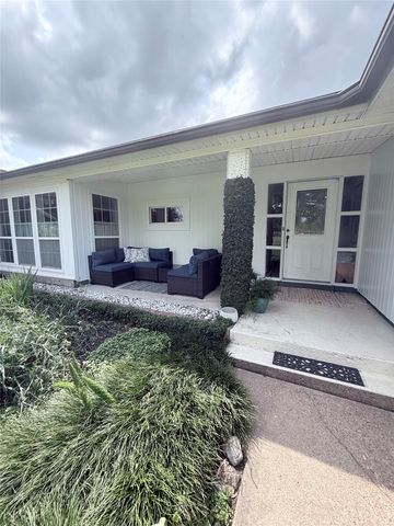 9718 County Road 321, Sweeny, TX 77480