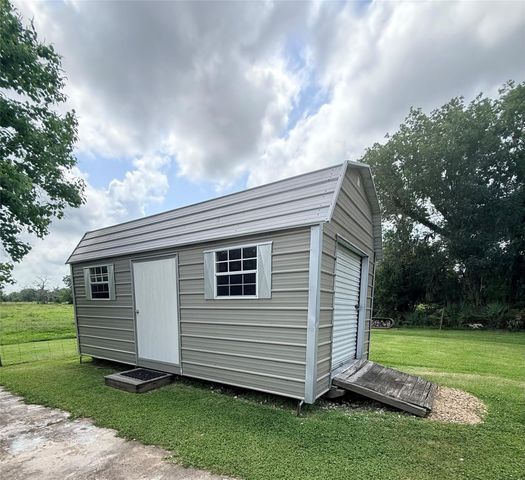 9718 County Road 321, Sweeny, TX 77480