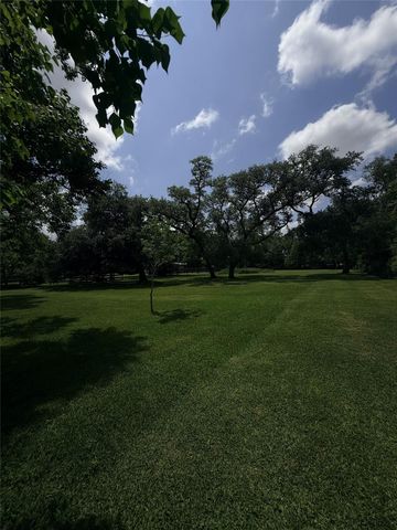 9718 County Road 321, Sweeny, TX 77480