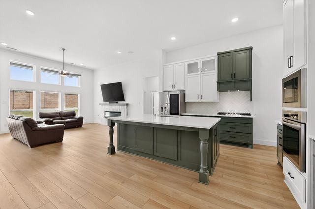 1814 Briarwood W, Midlothian, TX 76065