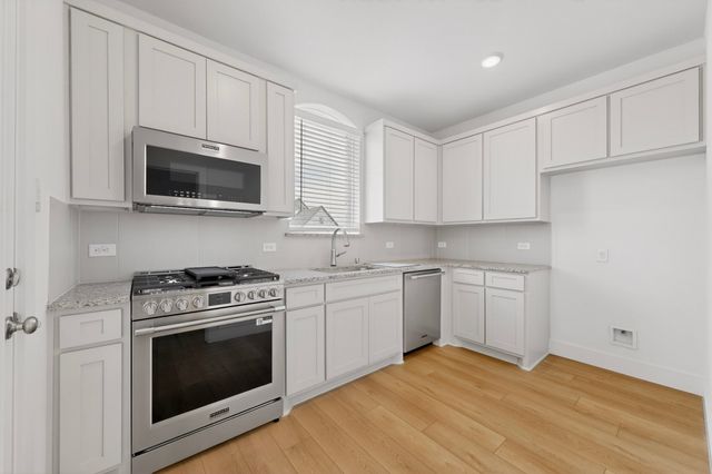 1814 Briarwood W, Midlothian, TX 76065