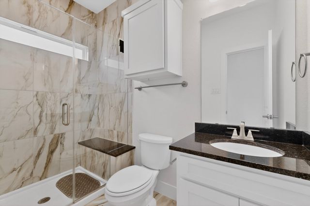 1814 Briarwood W, Midlothian, TX 76065