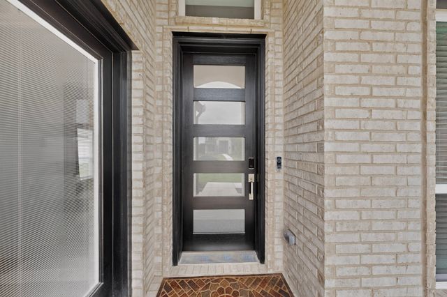 1814 Briarwood W, Midlothian, TX 76065
