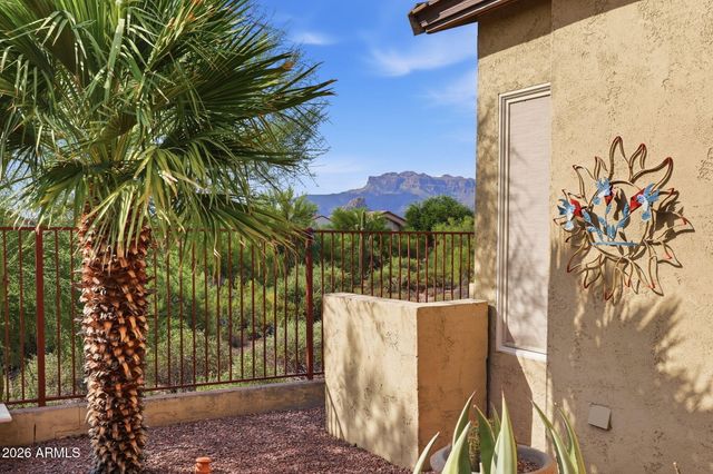 8278 S Rocky Peak Court, Gold Canyon, AZ 85118