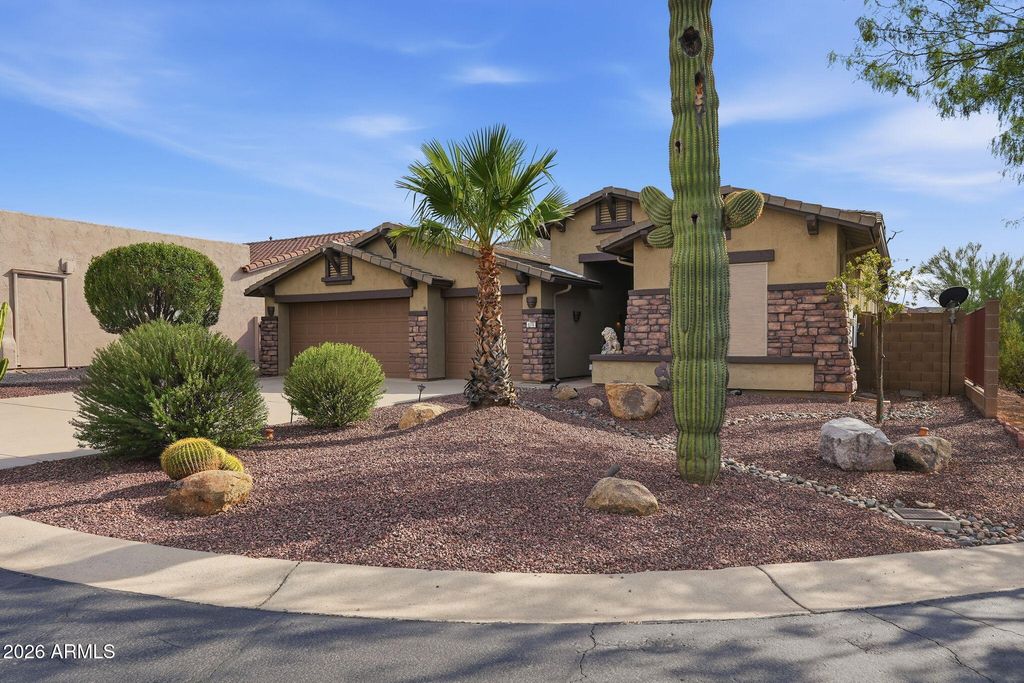 8278 S Rocky Peak Court, Gold Canyon, AZ 85118 — exterior
