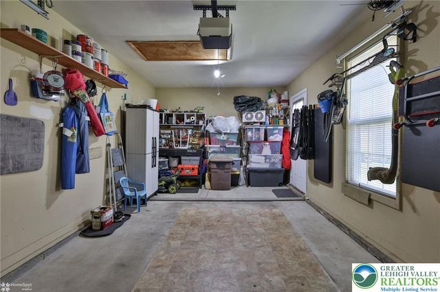 678 kykuit Place, Forks Twp, PA 18040